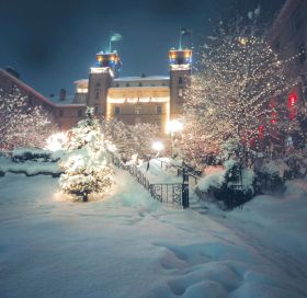 The historic Hotel Colorado offers Valentine's Day specials.