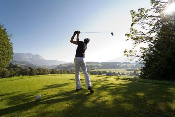 Golfing in Meribel