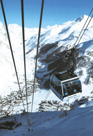 Un forfait mains libres vous donne acces a 10 stations de ski francaises.