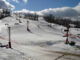 Season passes to Western Missouri's ski resort are on sale now.