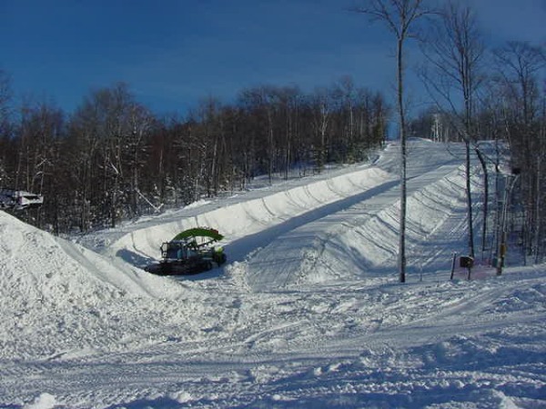 Indianhead Mountain offers the longest halfpipe in Michigan's UP.