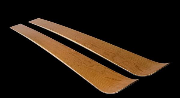 Ski your way: design your skis yourself.