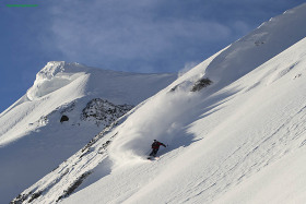 Sugar Bowl powder skiing on a blue-bird day.