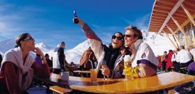 Spring parties start at Sunshine with the Coors Light Weekend.