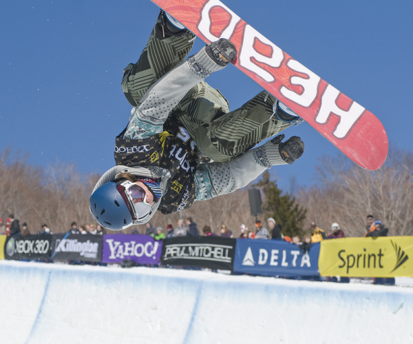 Michael Goldschmidt gets airborne in halfpipe. Photo by Roger Leo.
