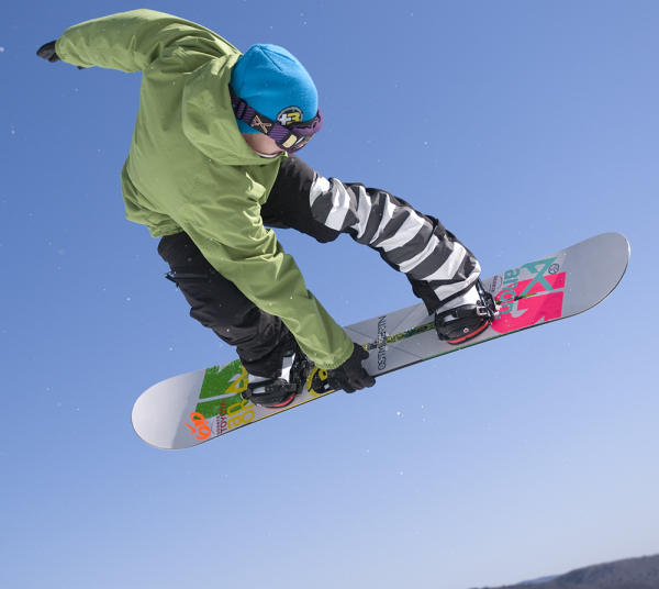 Peetu Piiroinen does indy grab. Photo by Roger Leo.