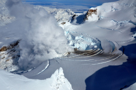 A fumarole at Mt. Redoubt, Alaska, on March 21, 2009 prior to the eruptions. Image from USGS.