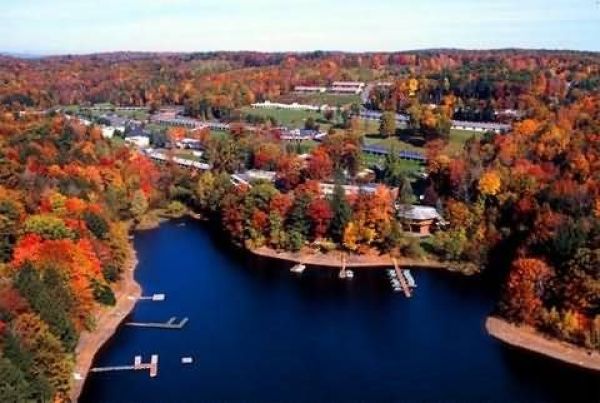 

Cove Haven Resort

