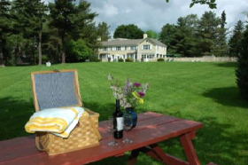 The Devonfield Inn offers discounts in the Berkshires.