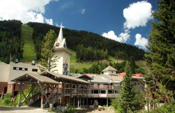 Taos Valley village will be filled with the sounds of reggae, soul, funk, and R&B during the Mountain Music Festival Aug. 15.