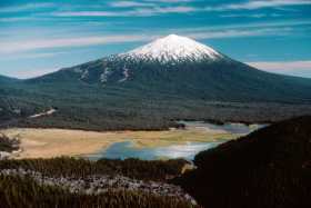 Mount Bachelor Village offers romance packages into fall. 