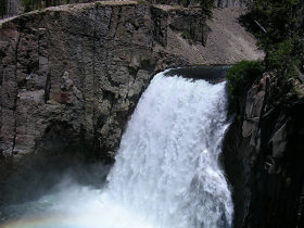 Rainbow Falls near Mammoth Lakes is a great autumn hike.