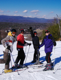 Friends enjoy the trails at Bryce.