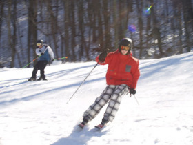 Skiing the groomed slopes at Wintergreen.