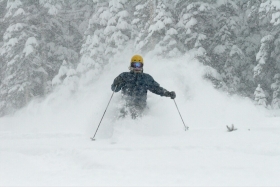 Mt. Hood Meadows offers their unlimited group season pass sale again. 