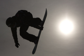 Ski Dazzle admission includes free lift ticket for Bear Mountain and Snow Summit. 