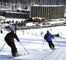 The Seven Springs Hotel Thanksgiving package is $175 per adult for two nights including two breakfasts and gift cards.   