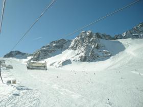 Stubaital - Moderne Lifte am Stubaier