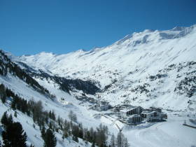 Hochgurgl - Ausblick auf Obergurgl. 