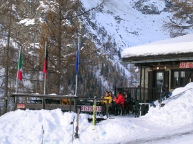 Courmayeur - On-mountain dining at the