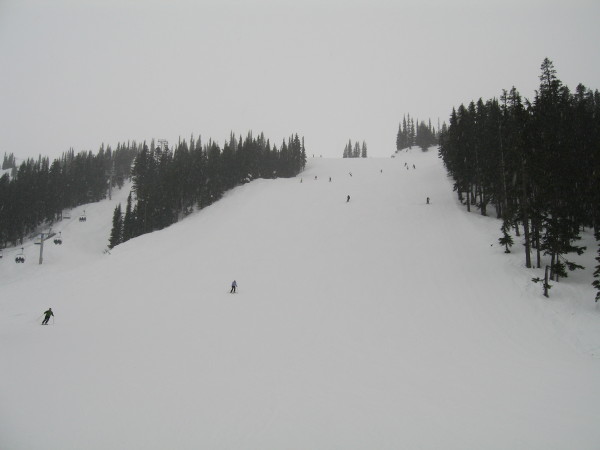 Look...no fog or low clouds...you can see a mountain.