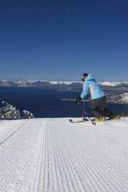 Diamond Peak - Skiing on Crystal Ridge