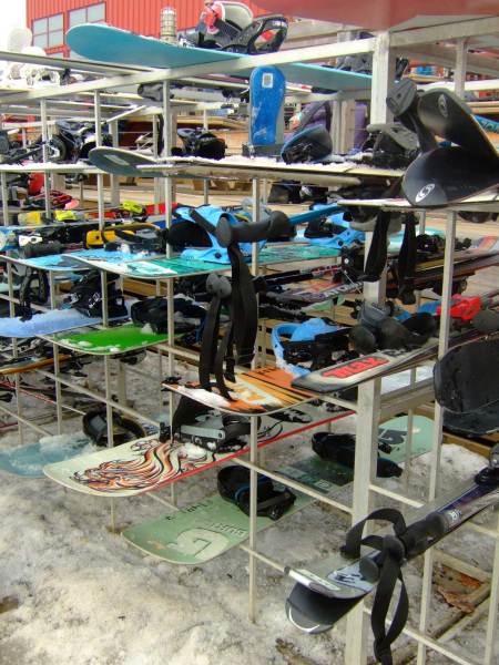 Snowboard/Ski Storage Rack