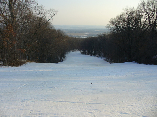 This is the view from the top of the Cauldron slope run (mixed of black diamond and blue runs), next to Devil's Air park slope run (double black diamonds).