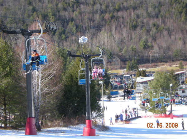 Nutmeg chair lift