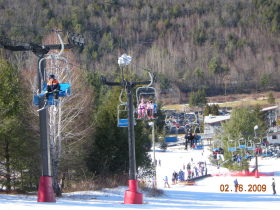 Mohawk Mountain - Nutmeg chair lift 