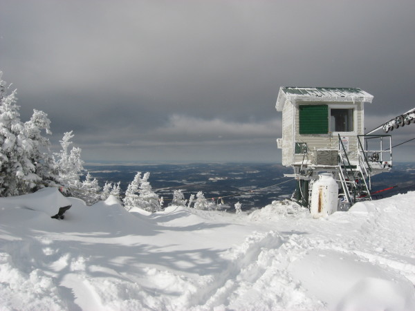Top of the main lift, snow as far as the eye can see