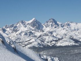 Mammoth Mountain - Bluebird & fresh pow