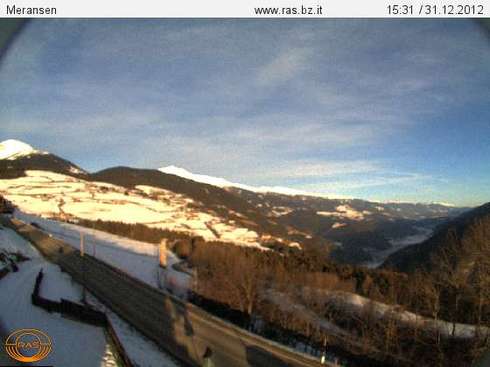http://www.ras.bz.it/img_webcams/meransen/meransen.jpg