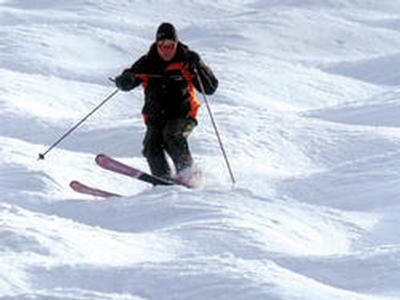 Skiier bumps