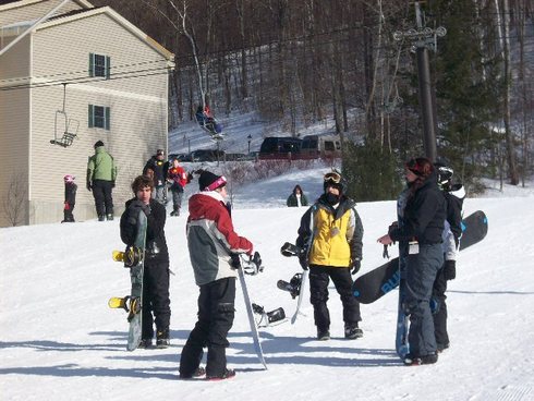 Brand new snowboarders - just completed a Burton Learn to Ride lesson! Come out and learn to ride at Jiminy!